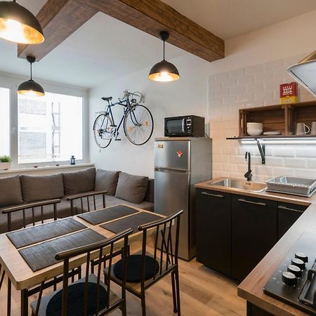 Stylish Centrally Located 1Br Apartment With Parking Bratislava Eksteriør bilde