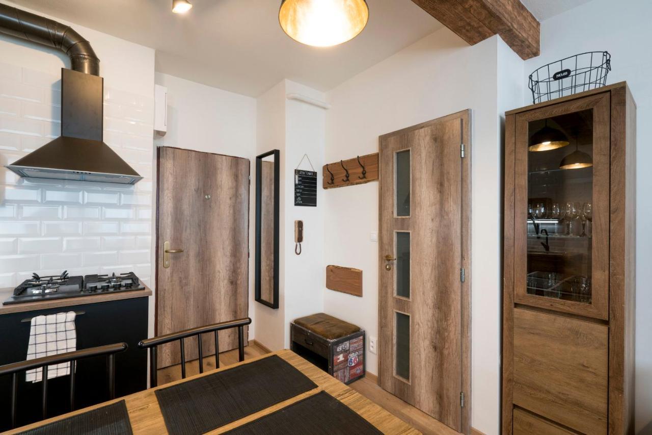 Stylish Centrally Located 1Br Apartment With Parking Bratislava Eksteriør bilde